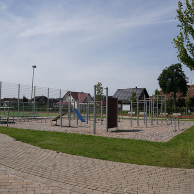 Bild vergrößern: Heidesportplatz Sportgeräte