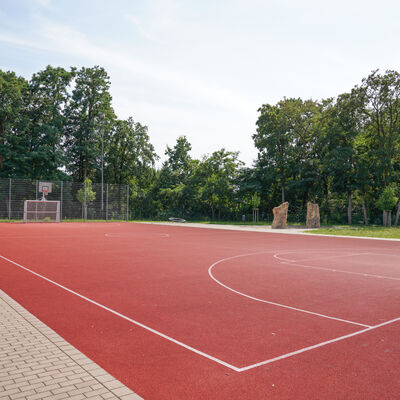 Bild vergrößern: Heidesportplatz Basketballplatz