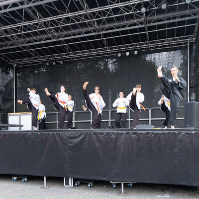 Bild vergrößern: Festplatz