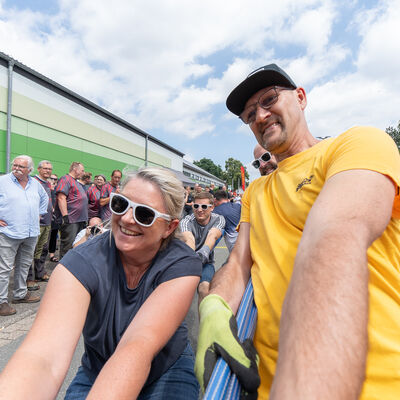 Bild vergrößern: Panzerziehen