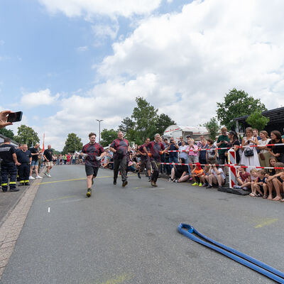 Bild vergrößern: Panzerziehen