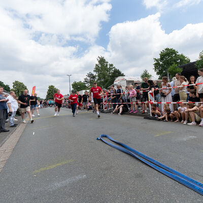 Bild vergrößern: Panzerziehen