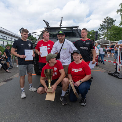 Bild vergrößern: Panzerziehen