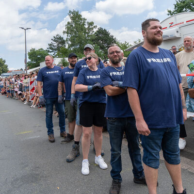 Bild vergrößern: Panzerziehen