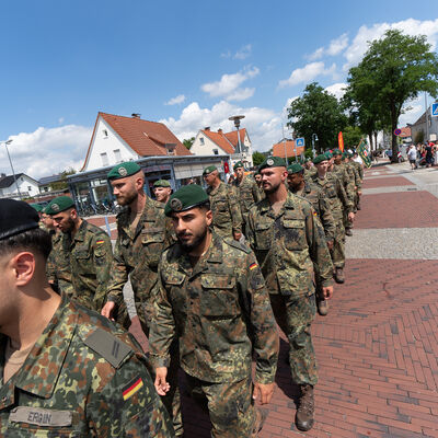 Bild vergrößern: Festumzug am 29.06.2025