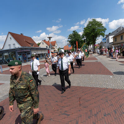 Bild vergrößern: Festumzug am 29.06.2025