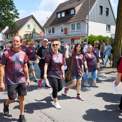 Bild vergrößern: Festumzug am 29.06.2025