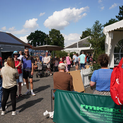 Bild vergr&ouml;&szlig;ern: Festplatz 2